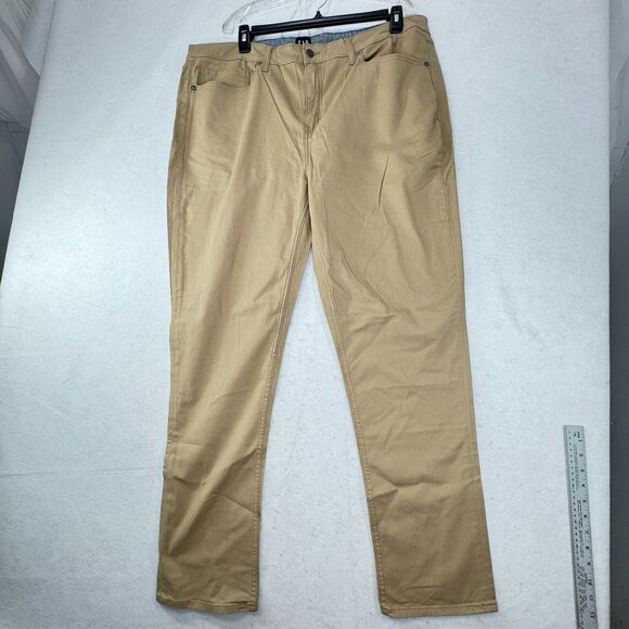 NEW $79 Retail Gap Men's Slim Fit 5 Pocket Khaki Pant Size 40 x 32 Soft Twill - Picture 2 of 14